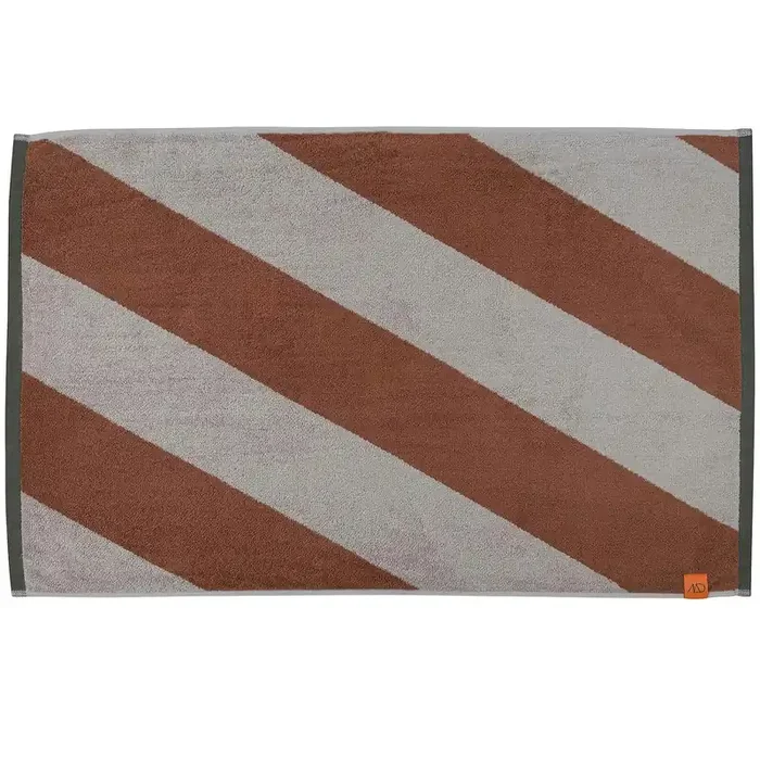 Diagonal Badematte 50×80 cm, Brick Expressversand