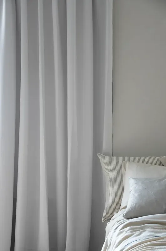 Geld-Zurück-Garantie Lichtundurchlässiger Hotelvorhang, 290×250 cm, Perlweiß